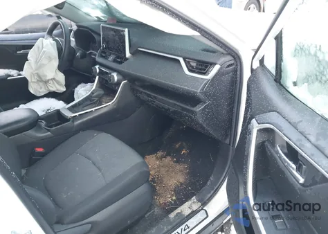 2024 Toyota Rav4 Xle из США, поврежденный, VIN 2T3P1RFV4RC466379